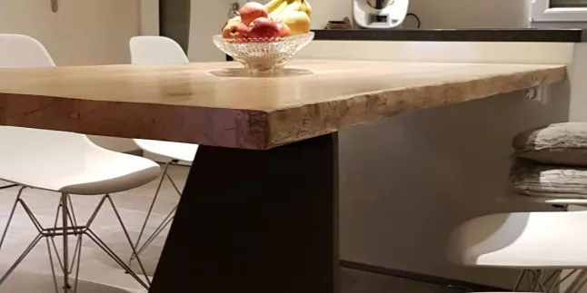 Pied de table pour îlot de cuisine, ral noir 9005. 53600 EVRON